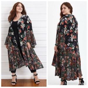 Torrid Black Floral Kimono Cardigan